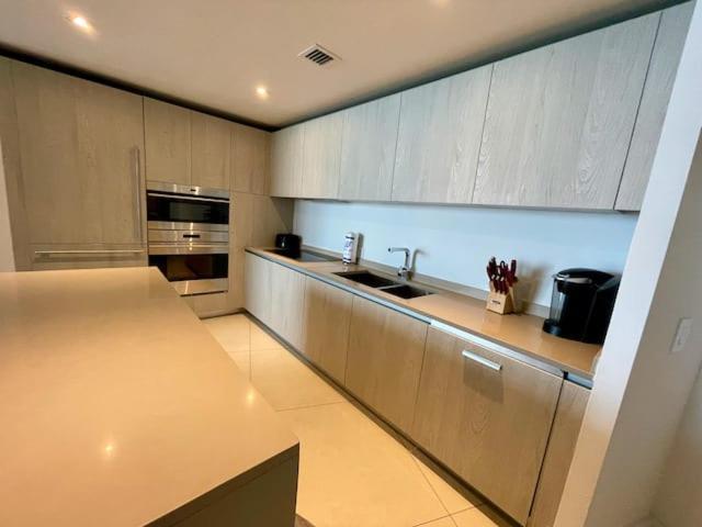 Stay At The Top With Amazing Views By Rent4Us Hollywood Ngoại thất bức ảnh