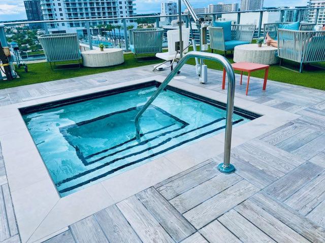 Stay At The Top With Amazing Views By Rent4Us Hollywood Ngoại thất bức ảnh